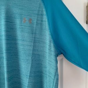 Under Armour tech shirt